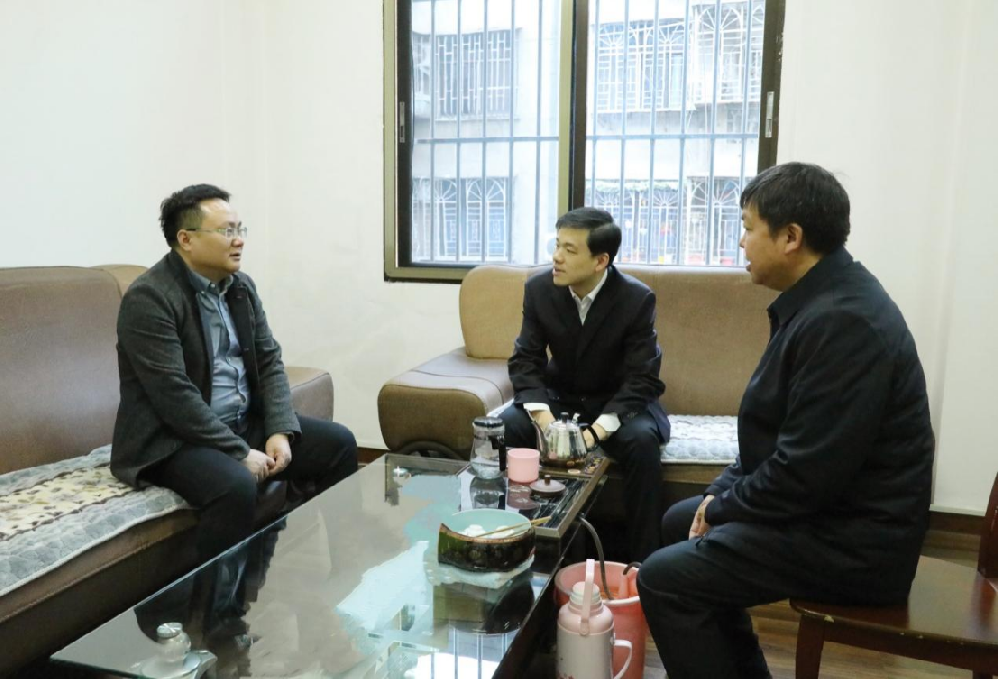 康鶴會見永安市委書記傅天寶