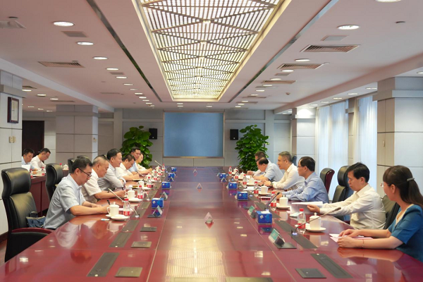 余紅輝拜訪中國農(nóng)業(yè)銀行黨委書記、董事長谷澍